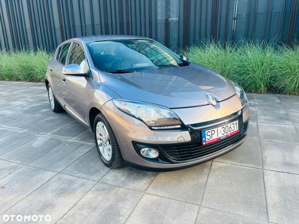 Renault Megane ENERGY TCe 115 Start & Stop Bose Edition - 9