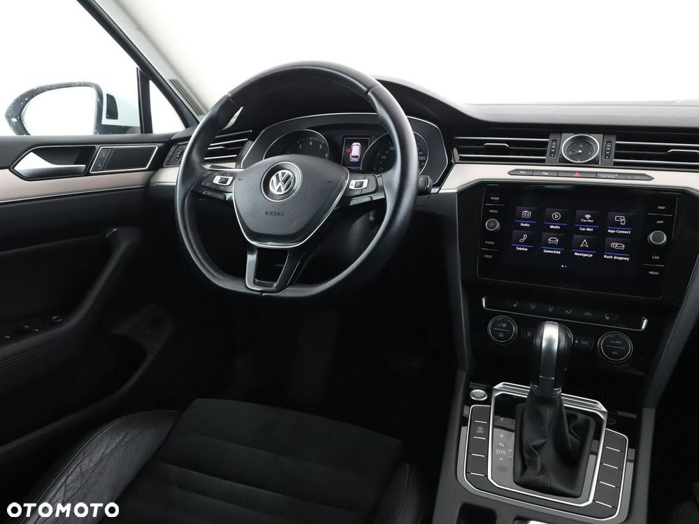 Volkswagen Passat Variant 1.5 TSI OPF DSG Highline - 17