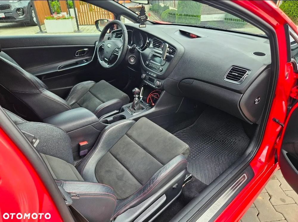 Kia Ceed 1.6 T-GDI GT XL - 11