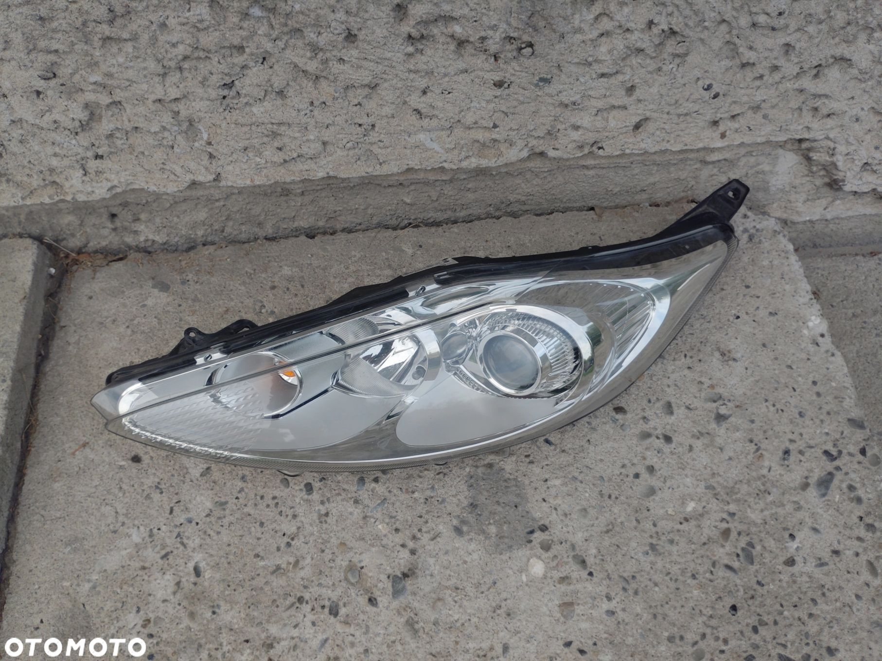 LAMPA PRZEDNIA LEWA FORD FIESTA MK7 08/12r - 1