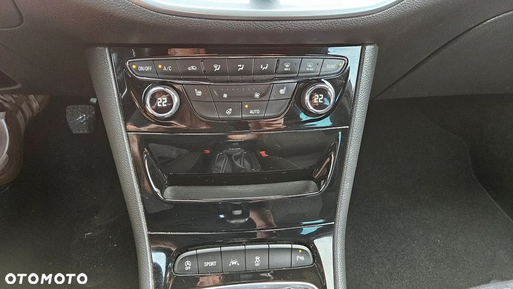 Opel Astra 1.4 Turbo Start/Stop Innovation - 13