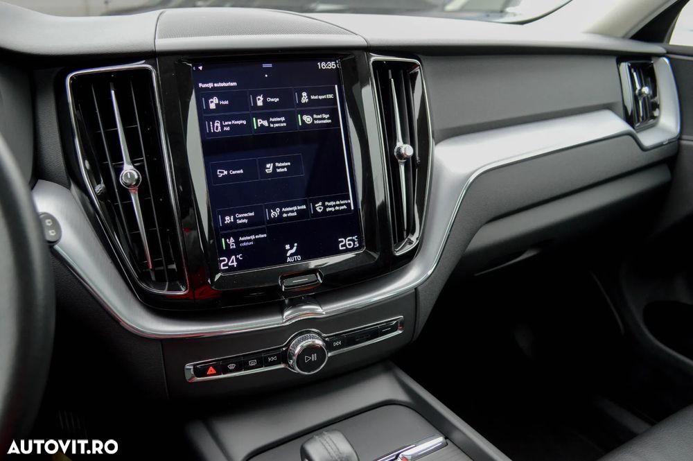 Volvo XC 60 T6 AWD Recharge Geartronic Inscription - 35