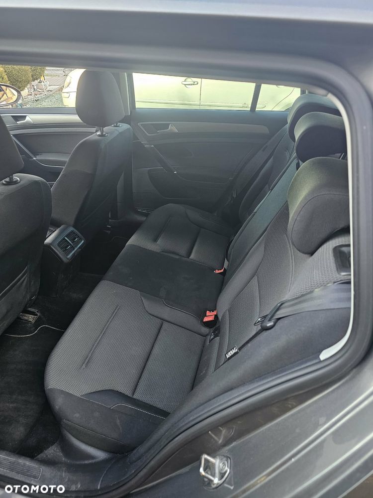 Volkswagen Golf 1.6 TDI BMT Comfortline - 8