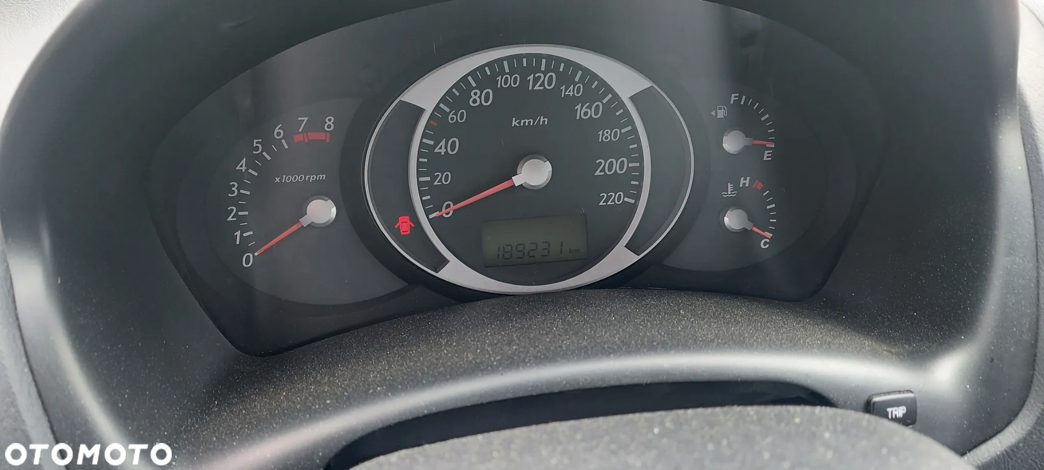 Hyundai Tucson 2.0 Comfort 2WD - 11
