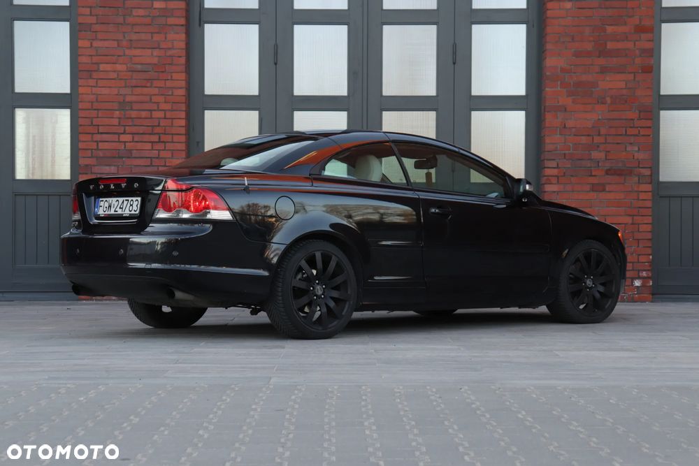 Volvo C70 2.4D5 Summum - 10
