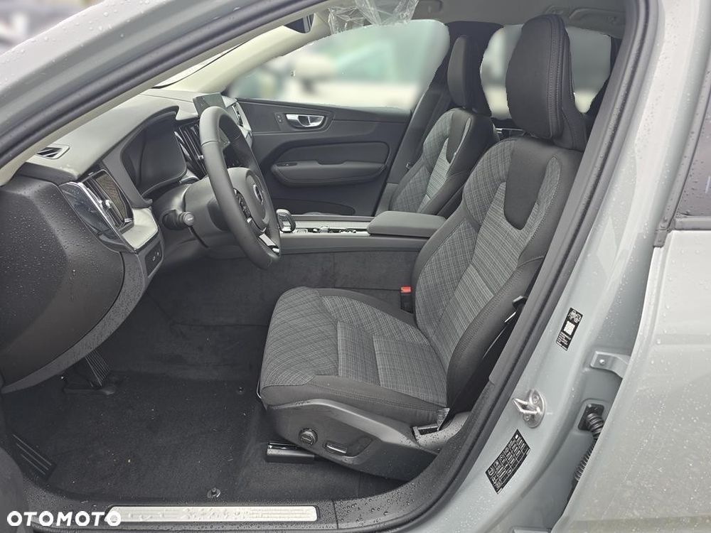 Volvo XC 60 B5 B AWD Core - 9