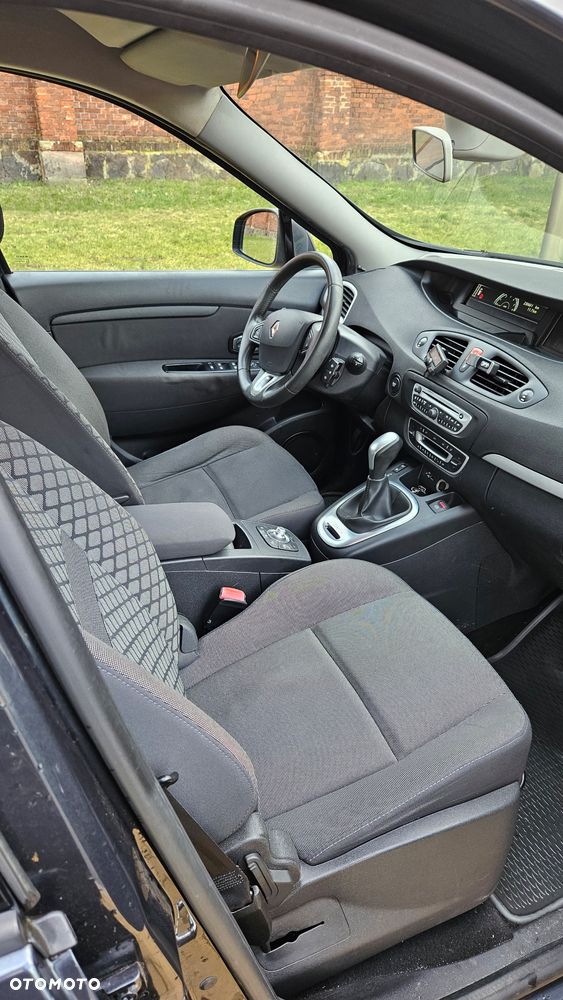 Renault Scenic 1.5 dCi Tech Run EDC - 10