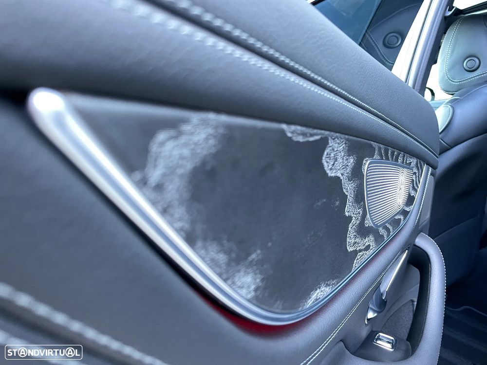 Mercedes-Benz CLS 300 d AMG Line - 32