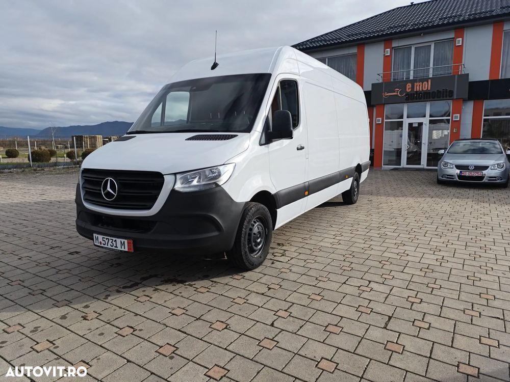 Mercedes-Benz Sprinter - 1