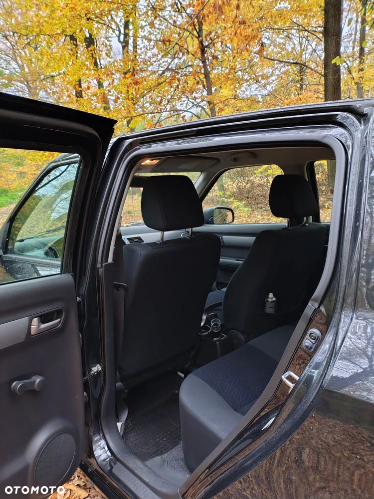 Suzuki Swift 1.3 DDiS GLX / Comfort - 10