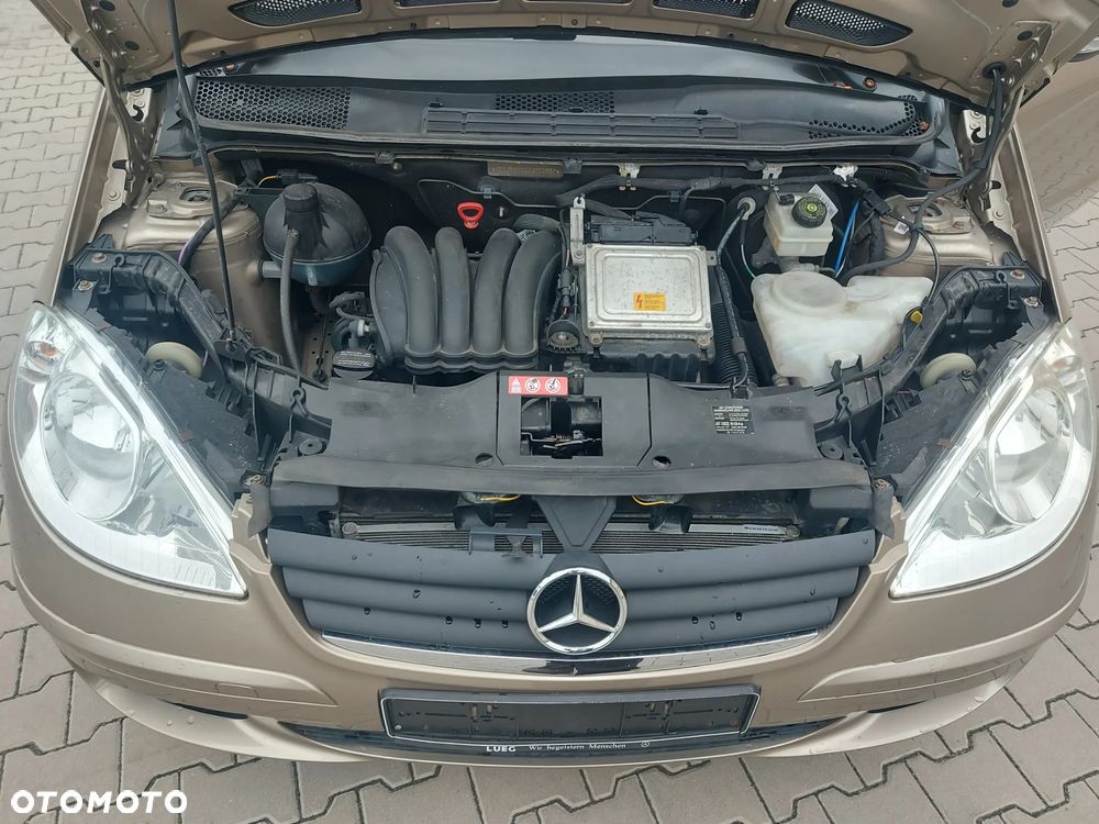 Mercedes-Benz Klasa A 170 Elegance - 11