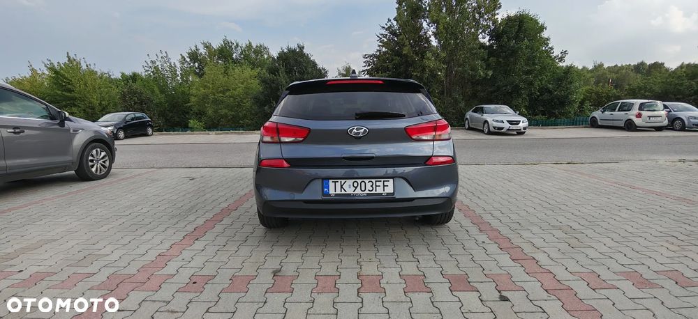 Hyundai i30 1.6 CRDi Premium - 6