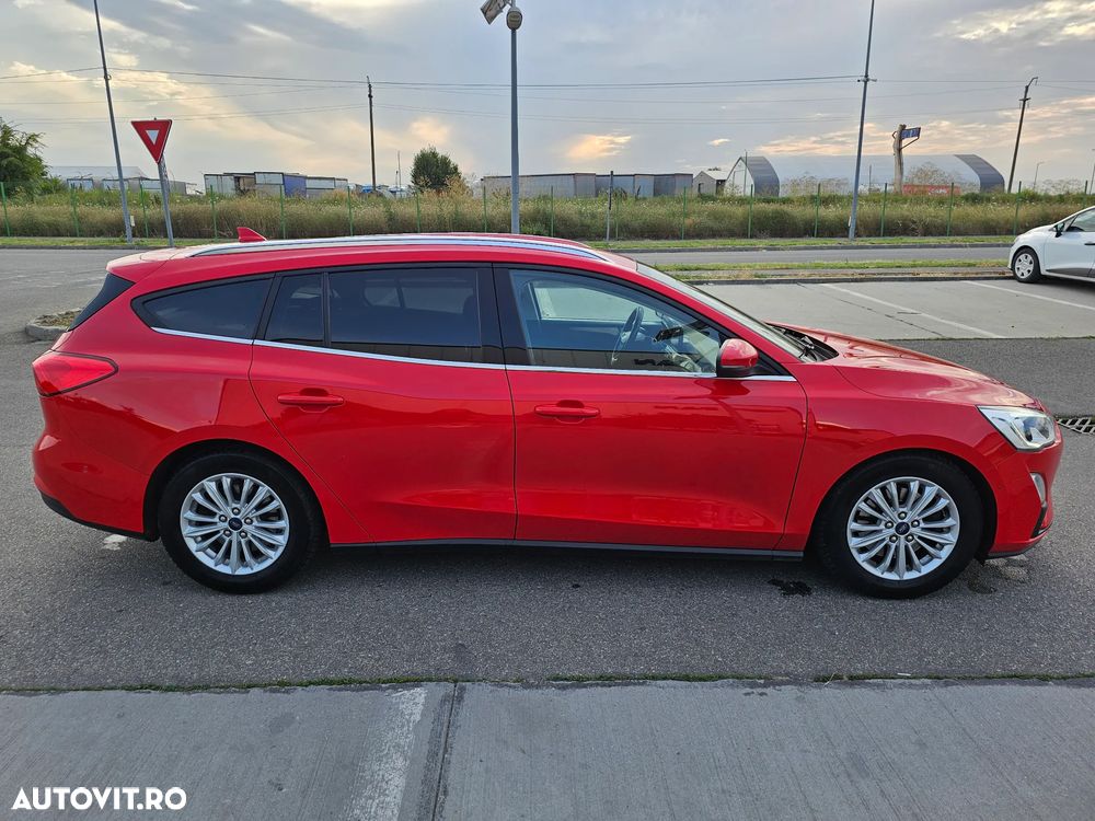 Ford Focus 1.5 TDCi Powershift Titanium - 3