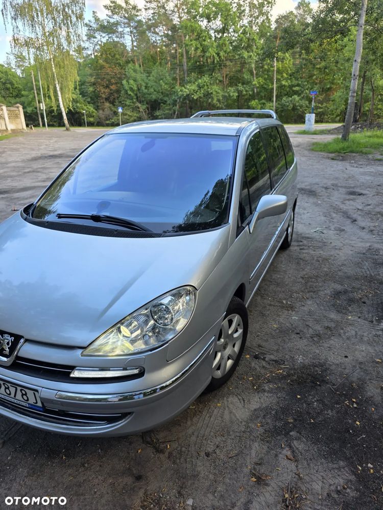 Peugeot 807 HDi 170 Bi-Turbo Automatik Platinum - 4