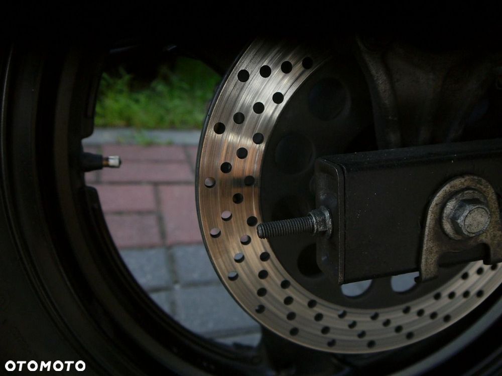 Suzuki GS - 15