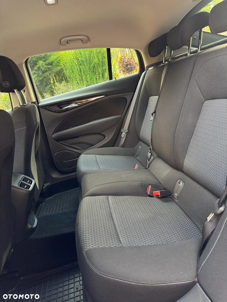 Opel Insignia 2.0 T Elegance S&S - 24