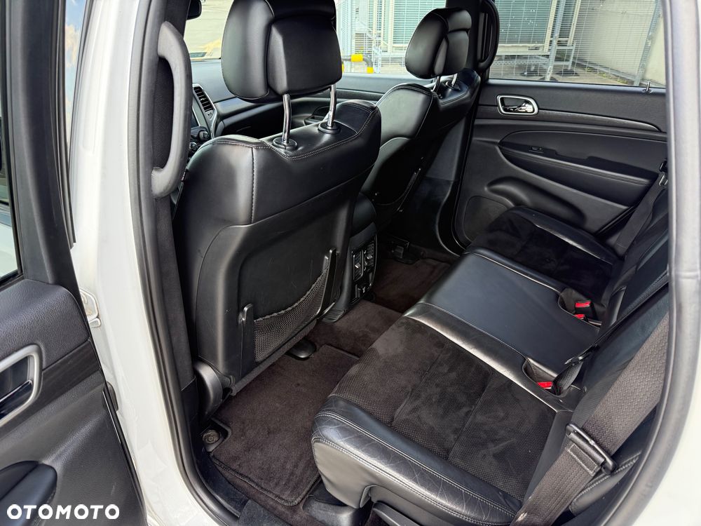 Jeep Grand Cherokee 3.6 V6 Overland - 11