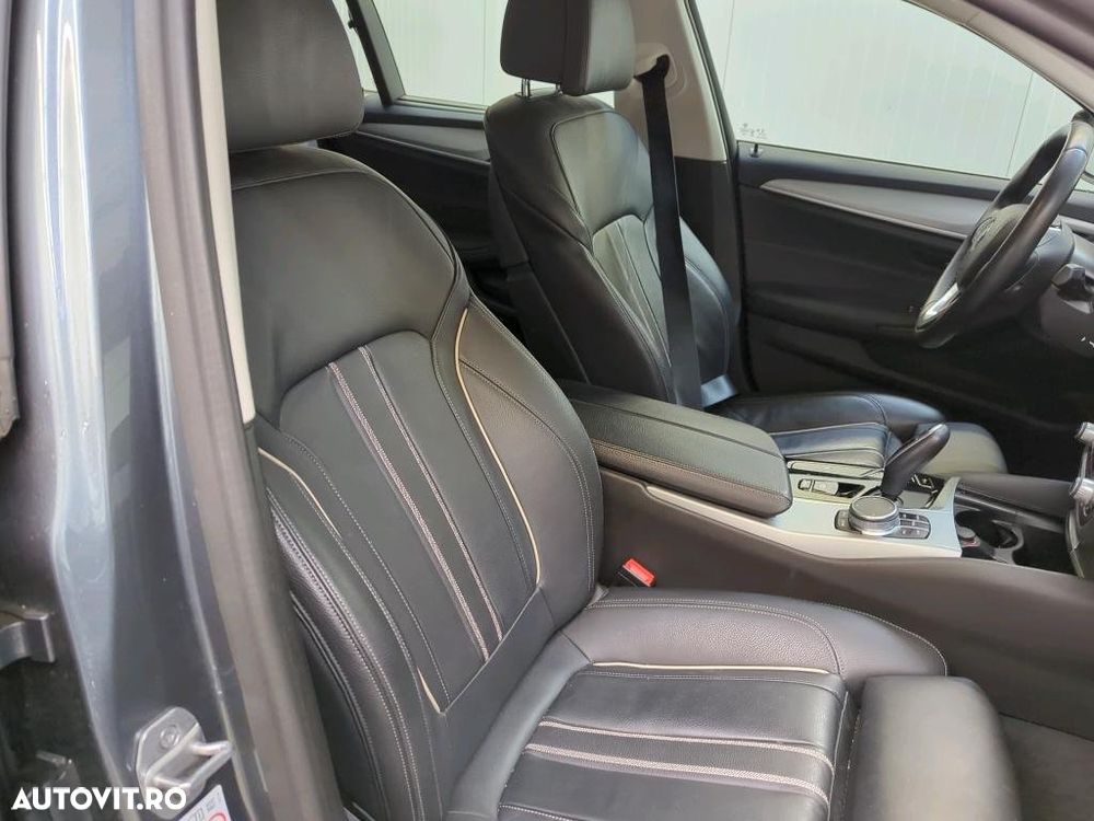 BMW Seria 5 520i Aut. - 12