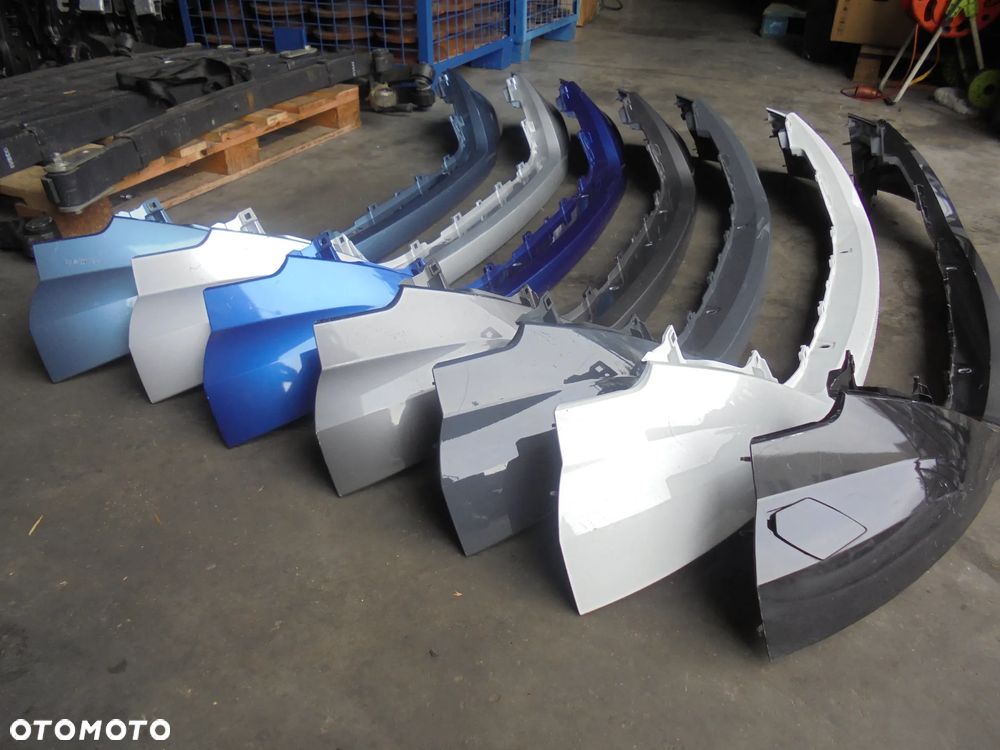 ATRAPA DOLNA ZDERZAKA UŚMIECH IVECO DAILY 2019- RÓŻNE KOLORY - 2