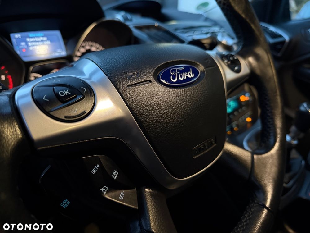 Ford Kuga 2.0 TDCi 4x4 Titanium - 13