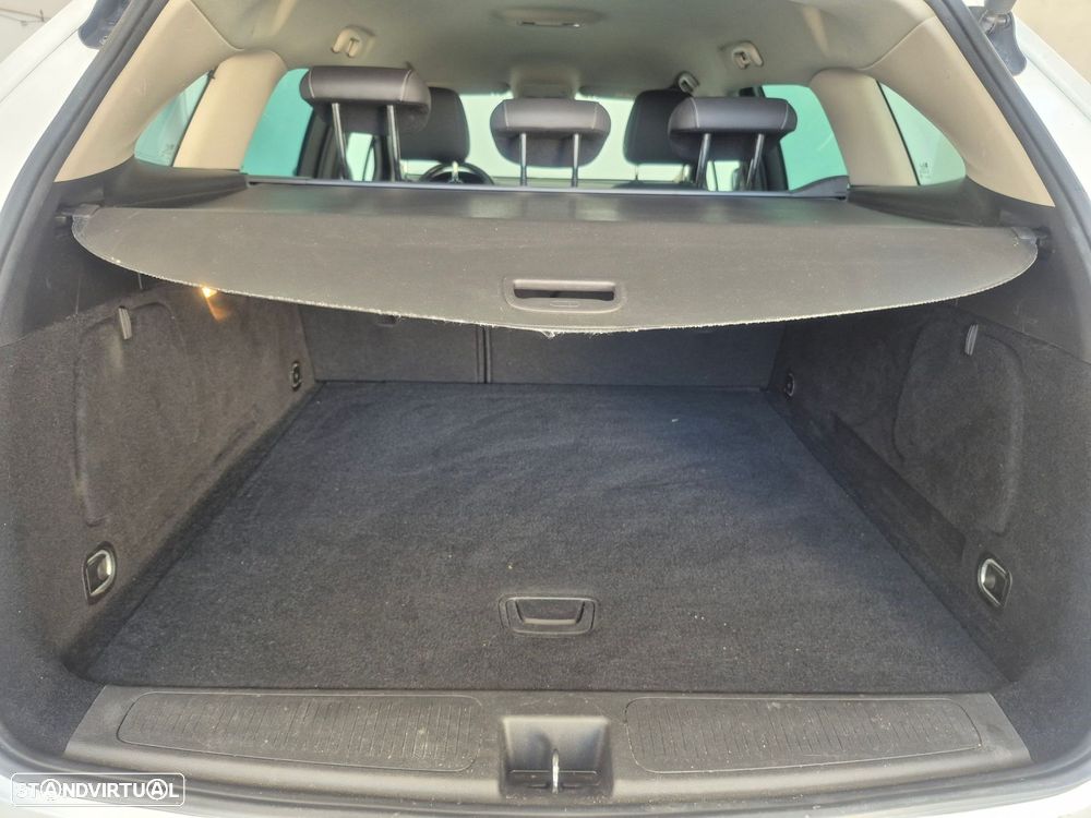 Opel Astra Sports Tourer - 24