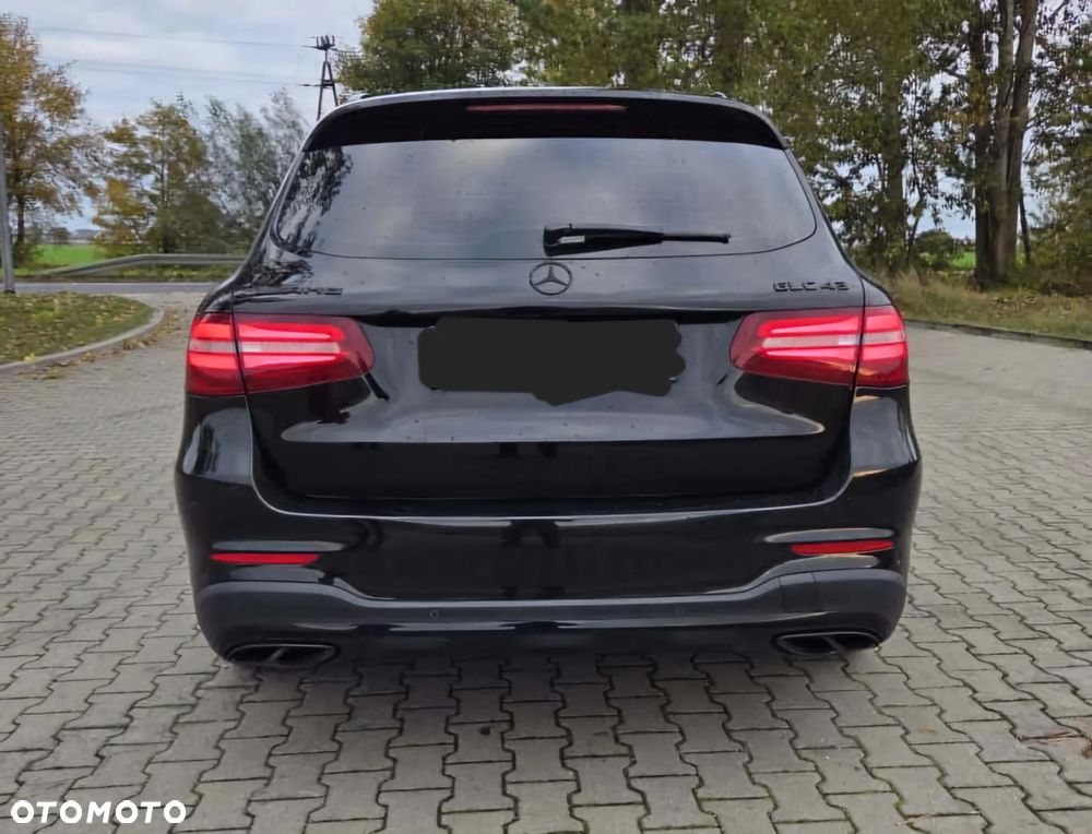Mercedes-Benz GLC - 3