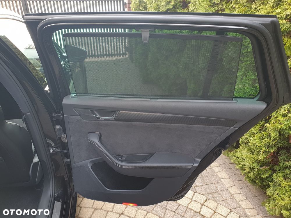 Skoda Superb 1.4 TSI Plug-In Hybrid Sportline DSG - 17