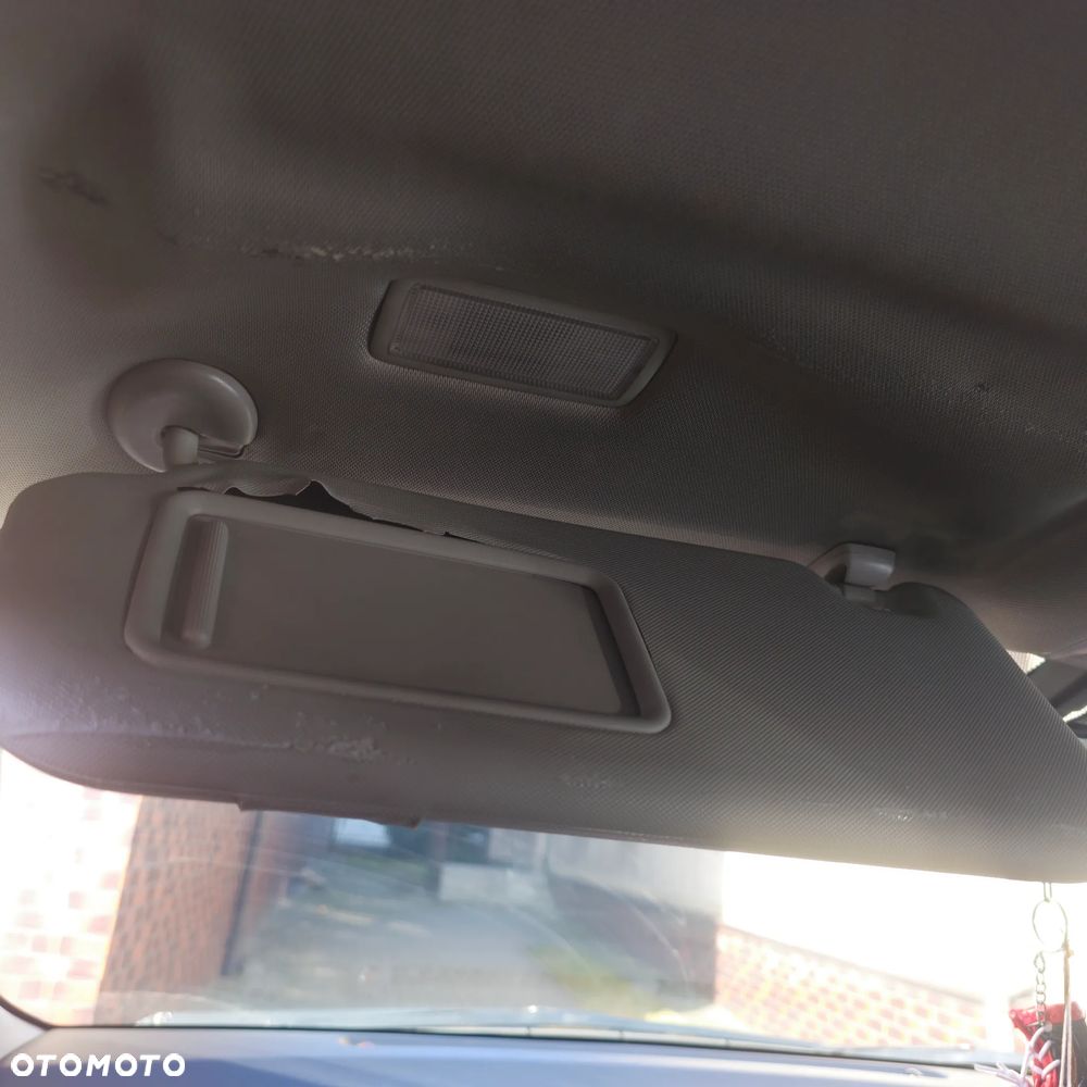 Toyota Auris 1.6 VVT-i Premium - 18