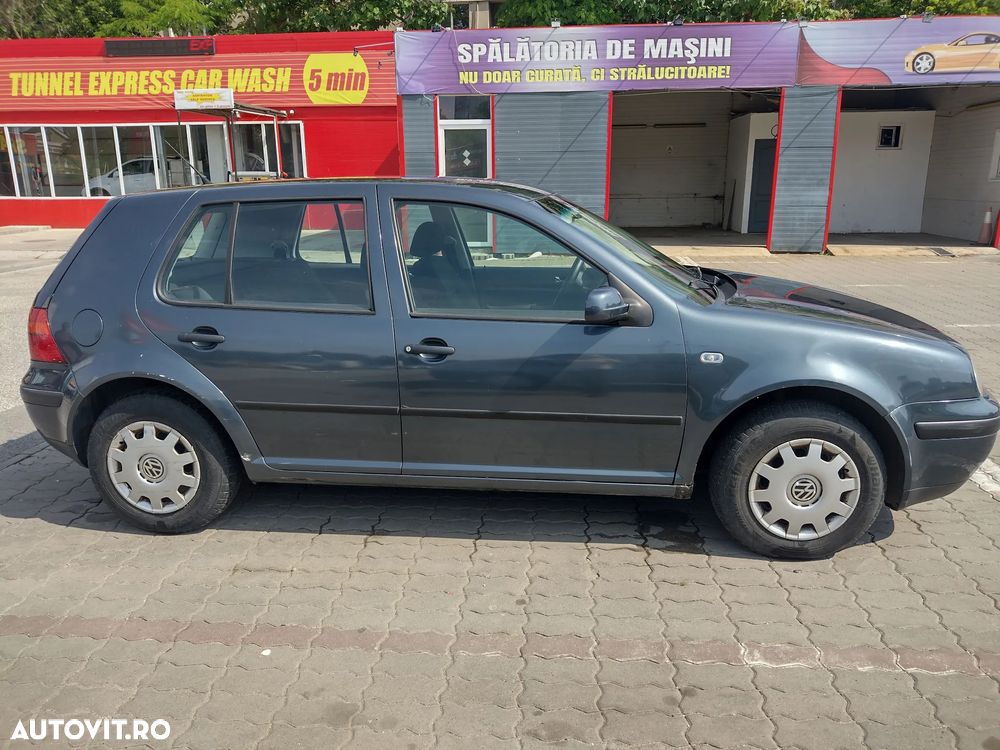 Volkswagen Golf 1.4 - 2