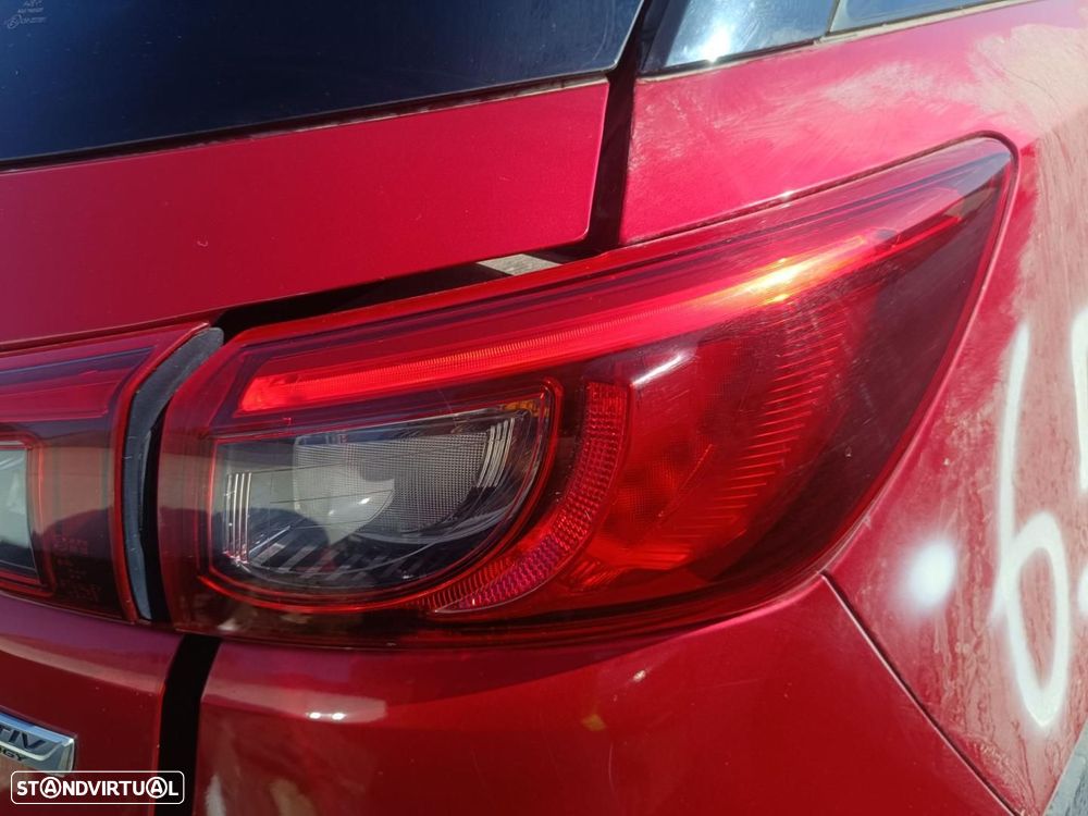 FAROLIM TRASEIRO DIREITO MAZDA CX-3 DK - 1