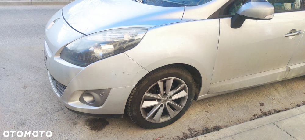 Renault Scenic - 5