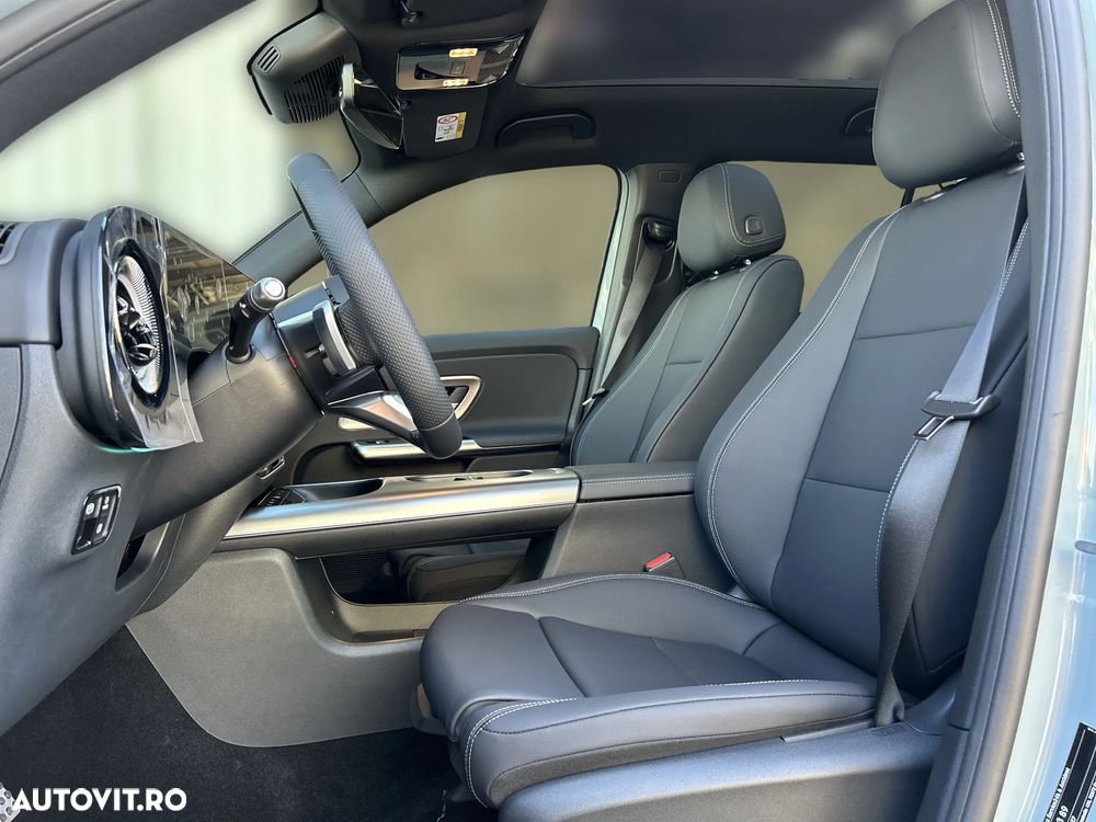 Mercedes-Benz GLB 220 4MATIC - 13
