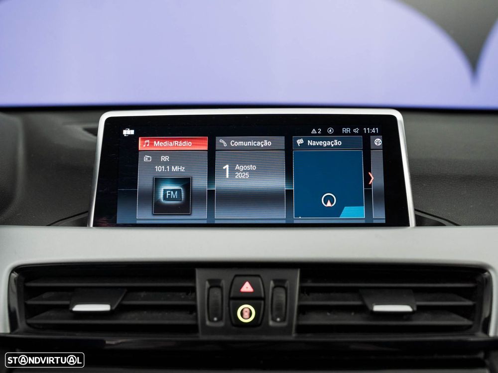 BMW X1 25 e xDrive Corporate Edition - 31