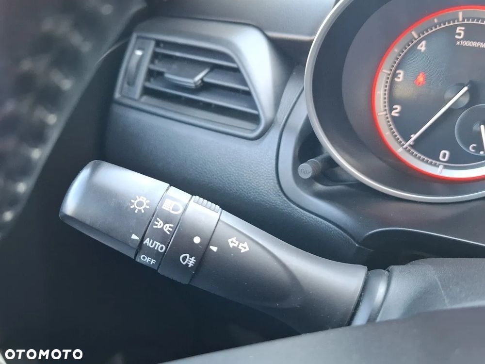 Suzuki Swift 1.2 Dualjet SHVS Premium CVT - 22