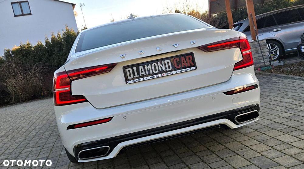 Volvo S60 T4 R-Design - 20