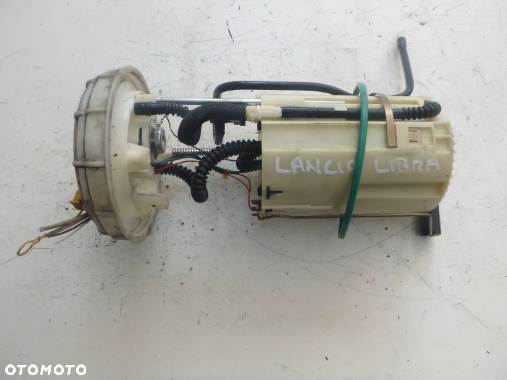 Lancia Lybra 1,8 16V pompa paliwa 0580313067 - 1