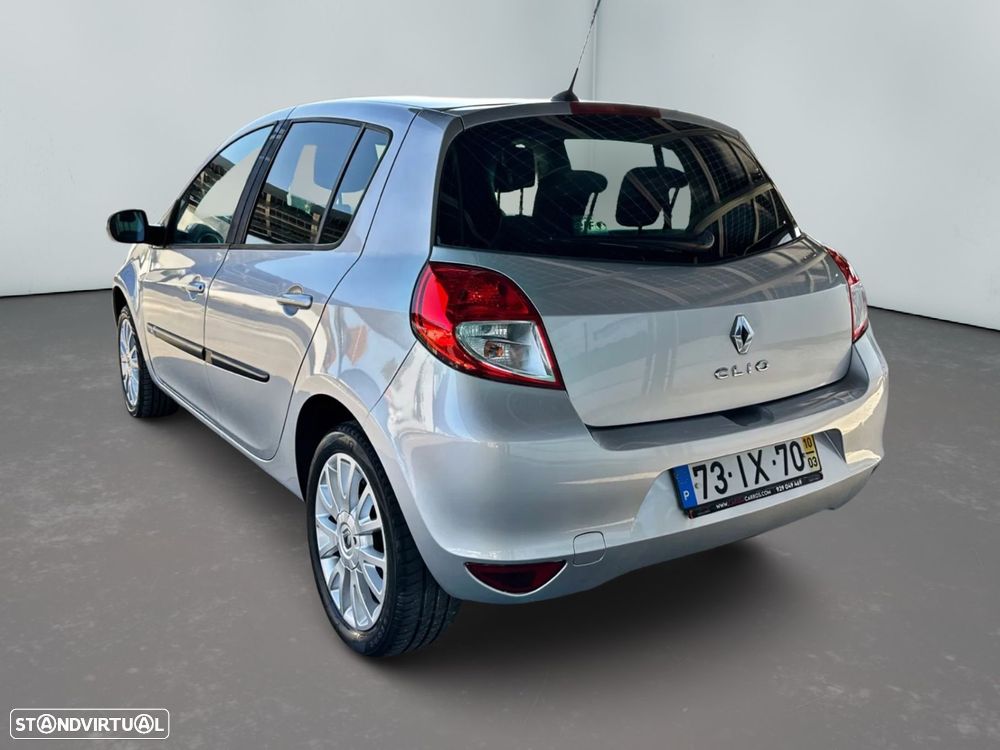 Renault Clio 1.2 16V Dynamique S - 4