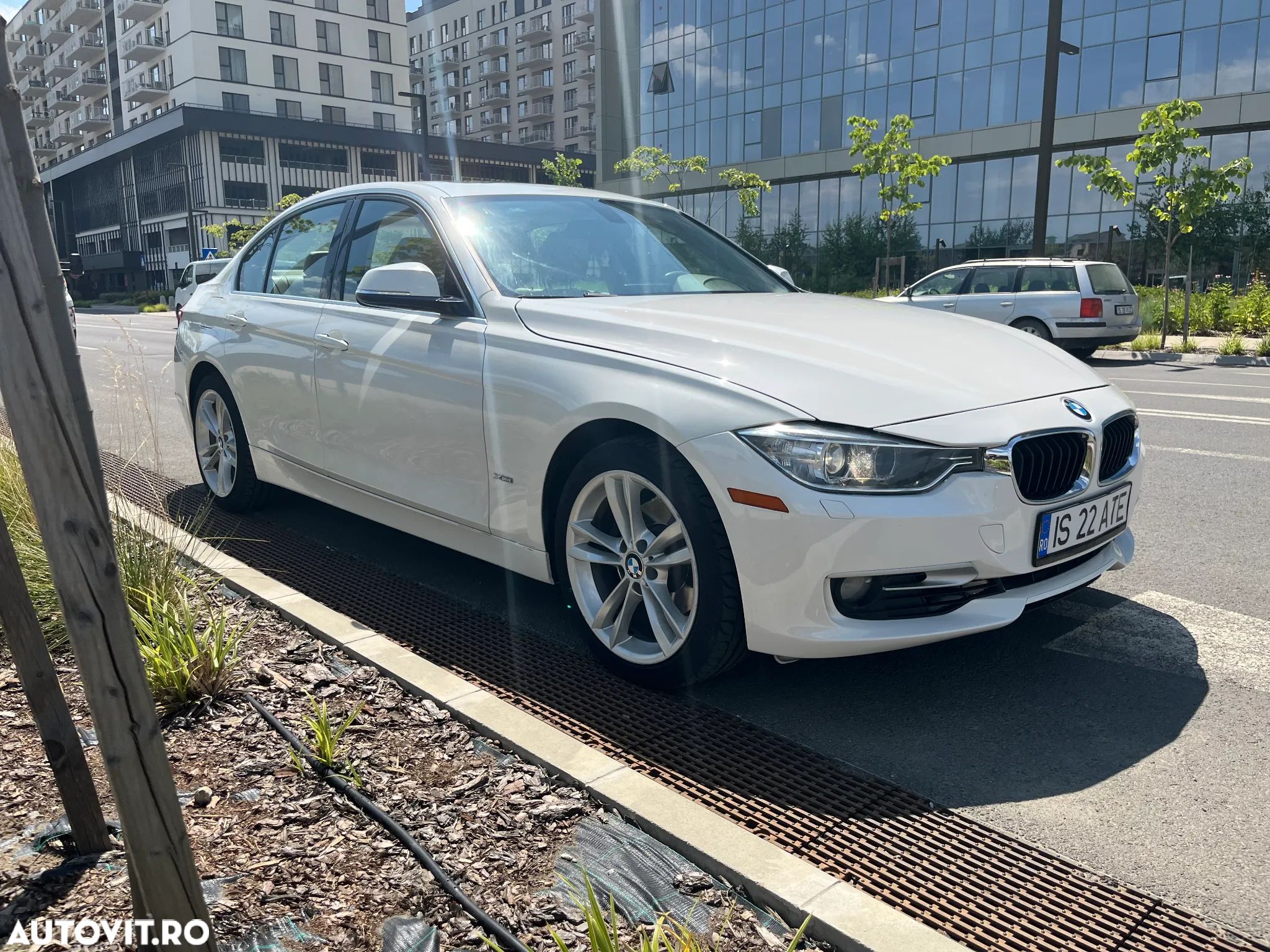 BMW Seria 3 - 1