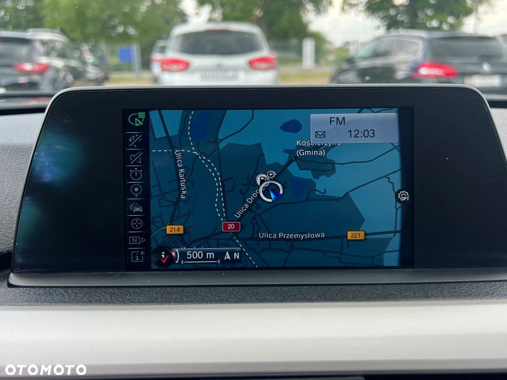 BMW Seria 3 318d Blue Performance Modern Line - 24