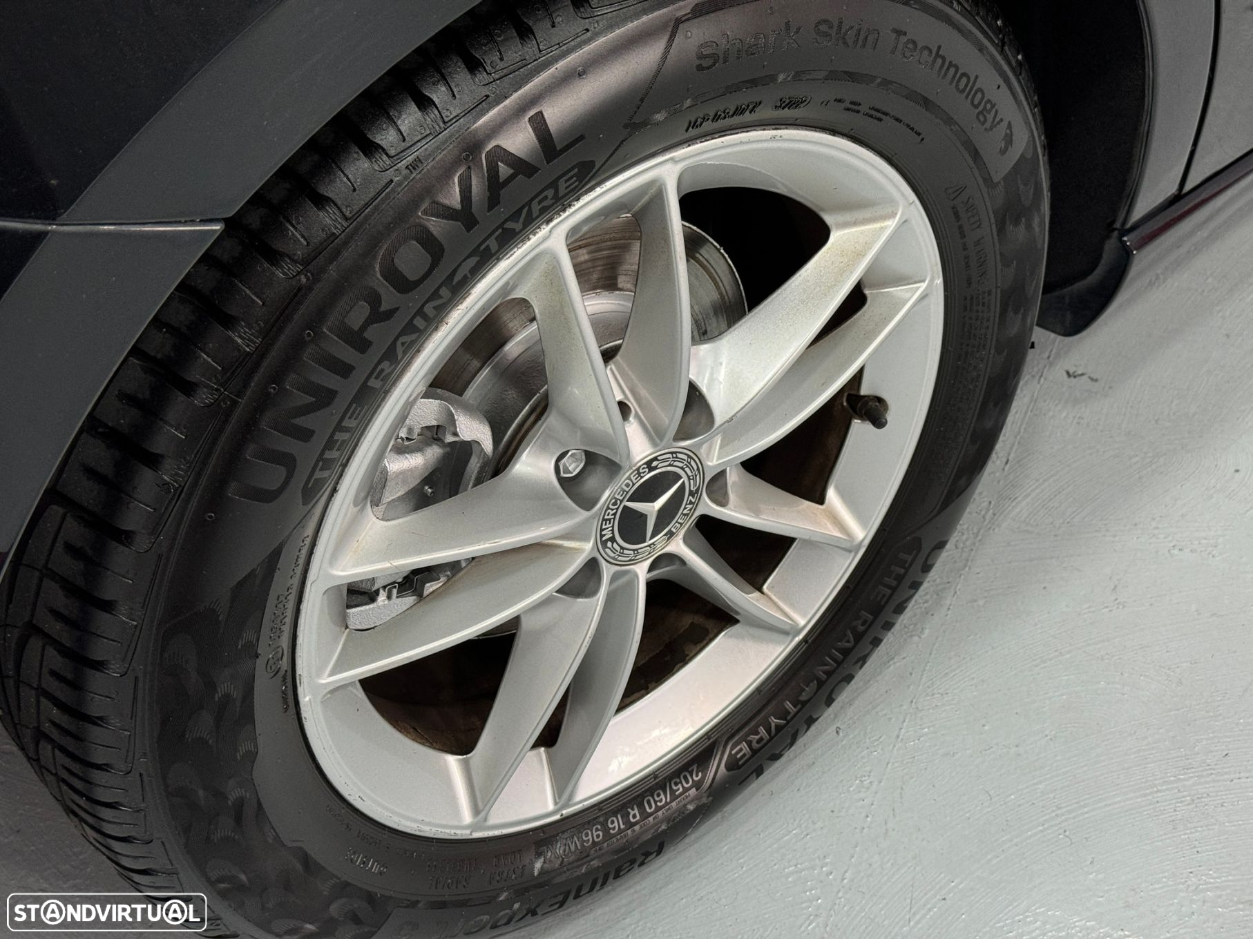 Mercedes-Benz A 180 d Business Solutions Aut. - 39
