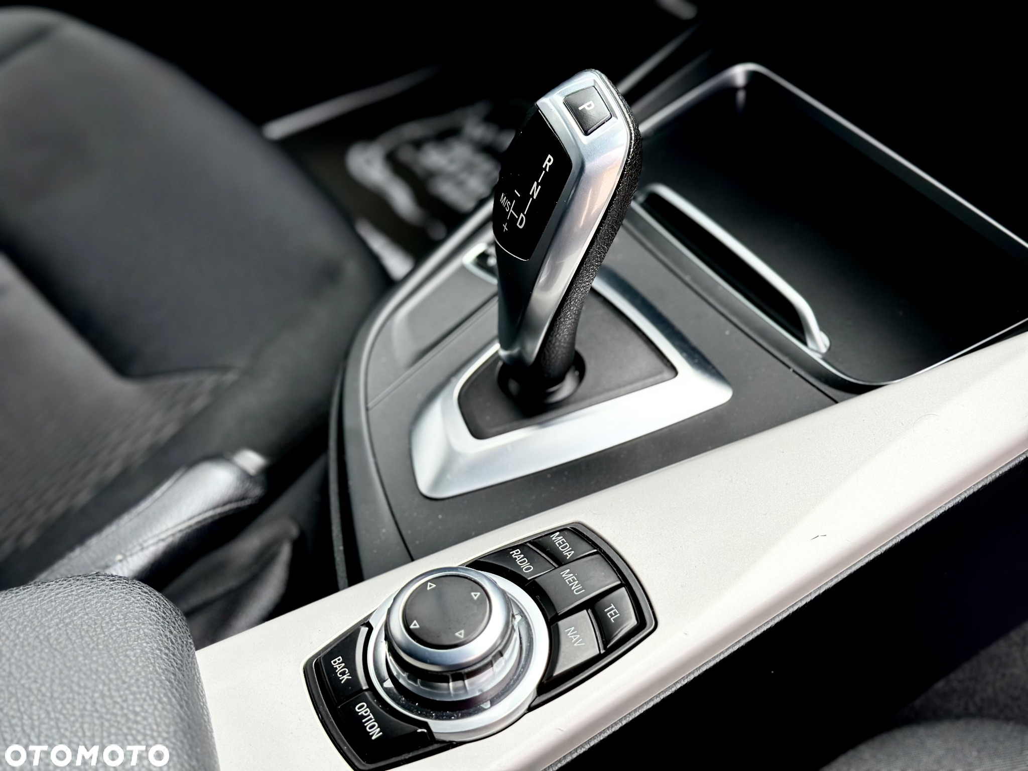 BMW 3GT 320d Business Edition sport - 7