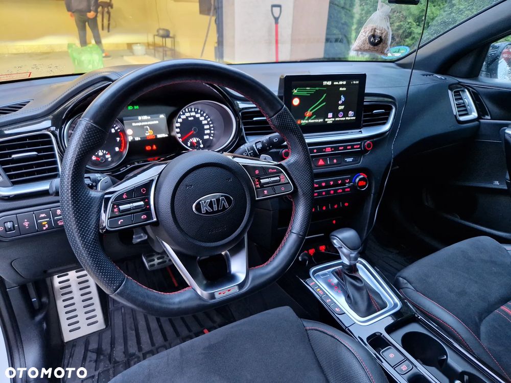 Kia ProCeed 1.6 T-GDI DCT7 OPF GT - 17