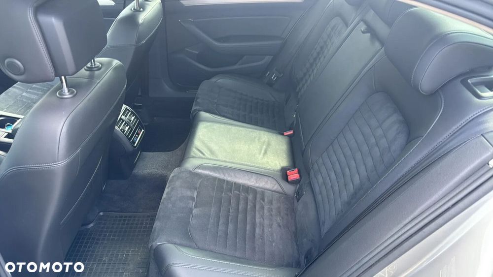 Volkswagen Passat 2.0 TDI BMT Highline DSG - 16