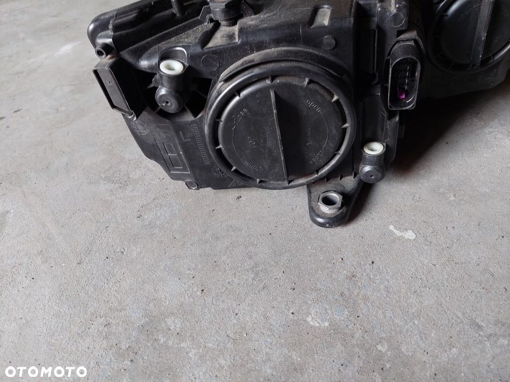 Reflektor lewy przód skoda octavia III lift 5E1 941 015C - 4