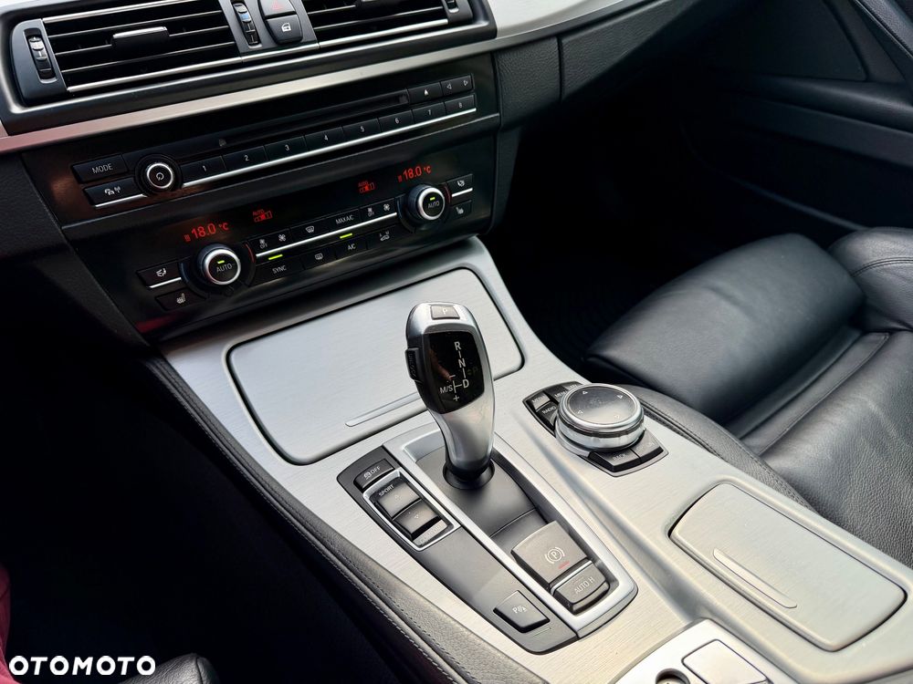 BMW Seria 5 520d BluePerformance Sport-Aut - 29