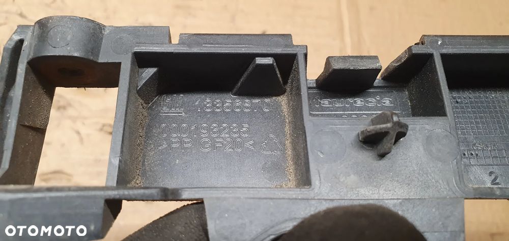 Ślizg zderzaka lewy przód przedni Opel Zafira C 13356870 - 5