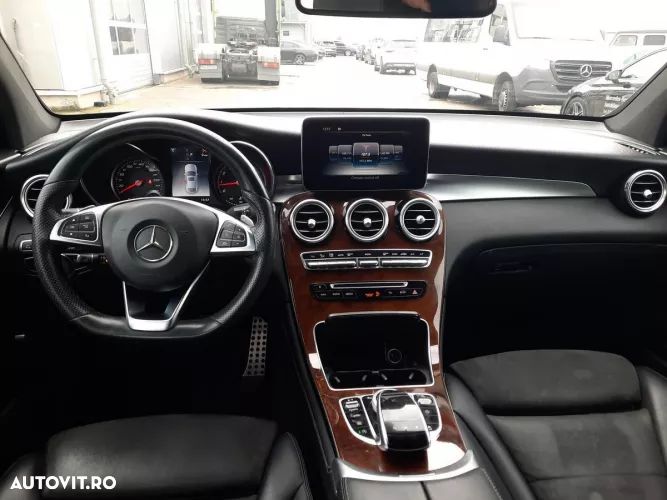 Mercedes-Benz GLC Coupe 250 4MATIC - 11