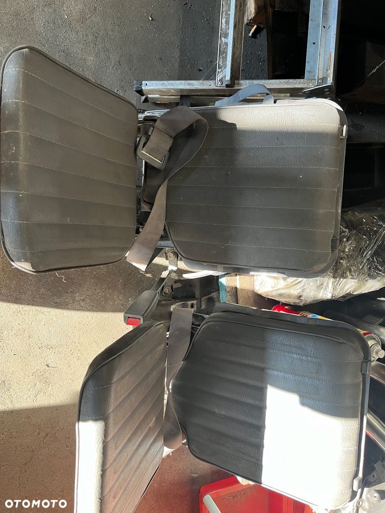 Fotele tylne małe Nissan Navara d22 d21 lewy prawy - 1