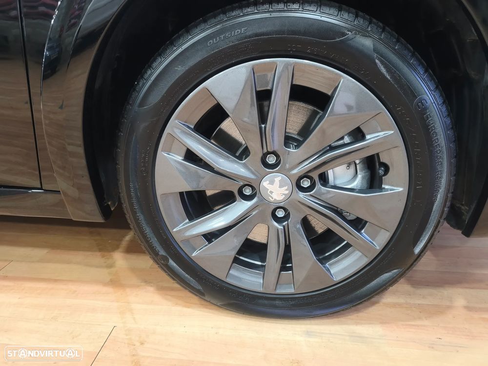 Peugeot e-208 E-Style - 58