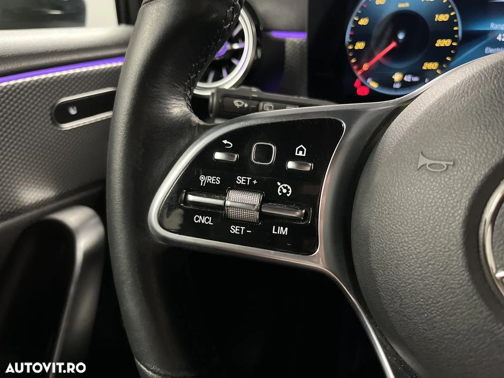 Mercedes-Benz A 250 e 8G-DCT Progressive - 17